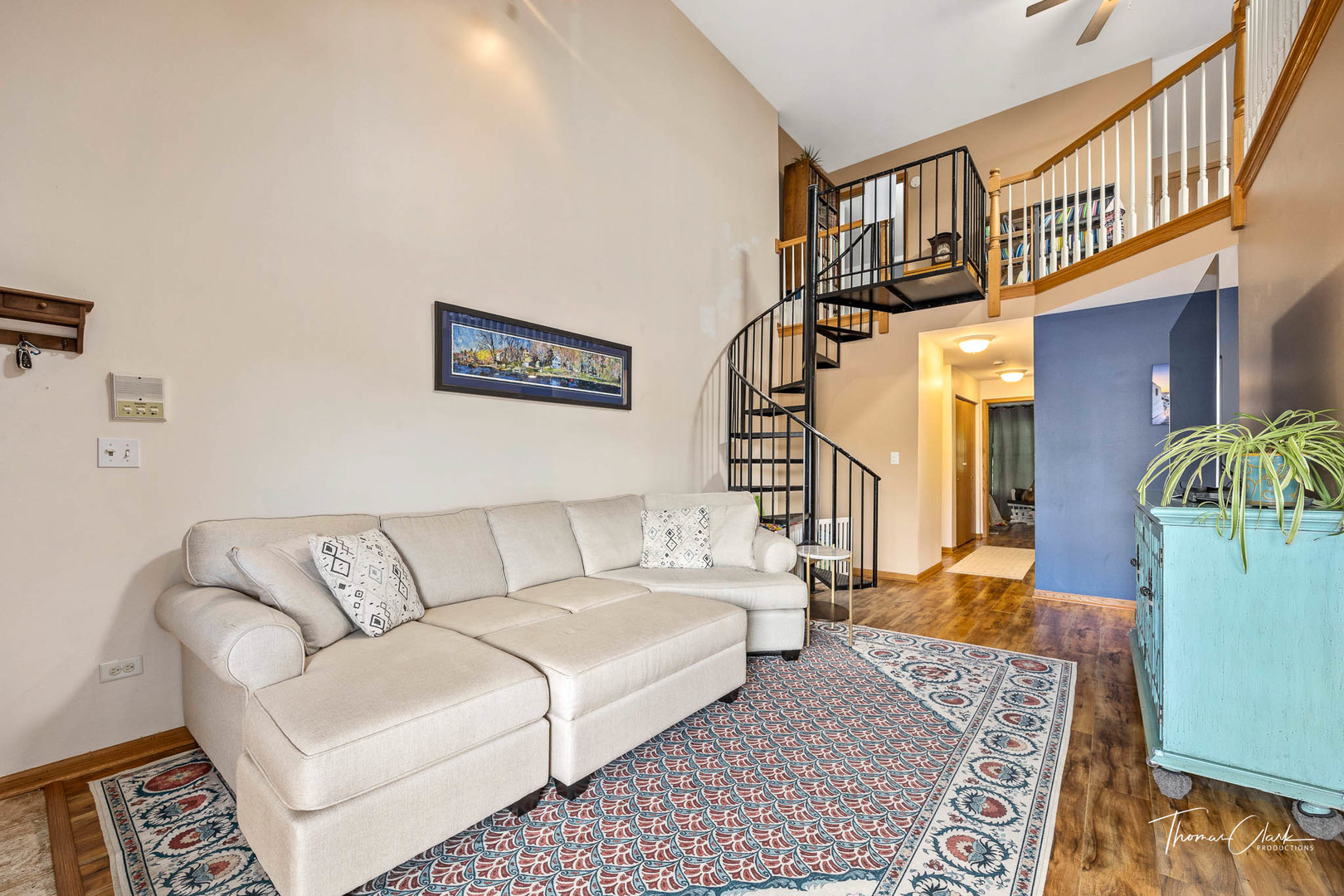 800 Madison Street Unit: 2E
