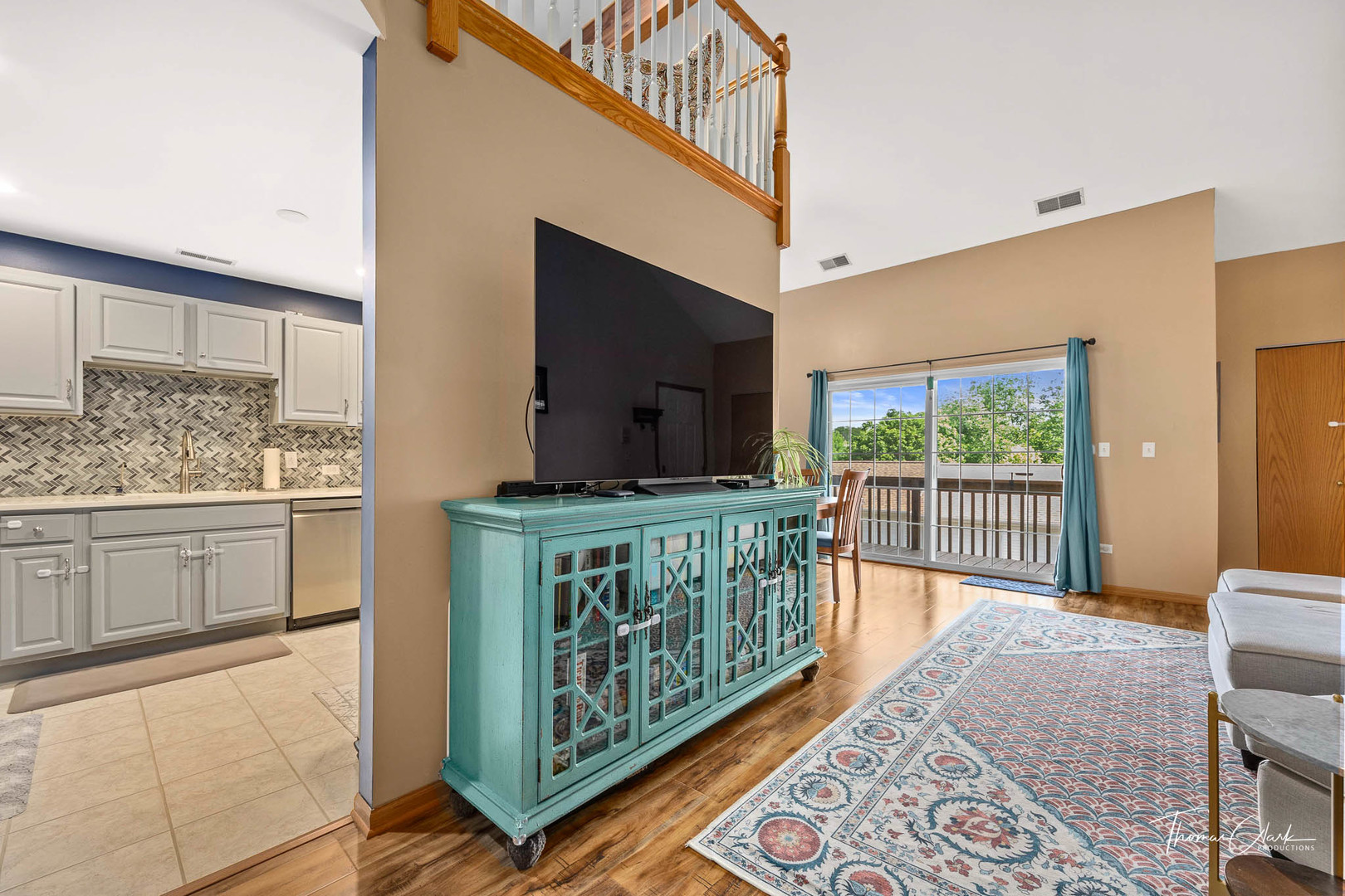 800 Madison Street Unit: 2E