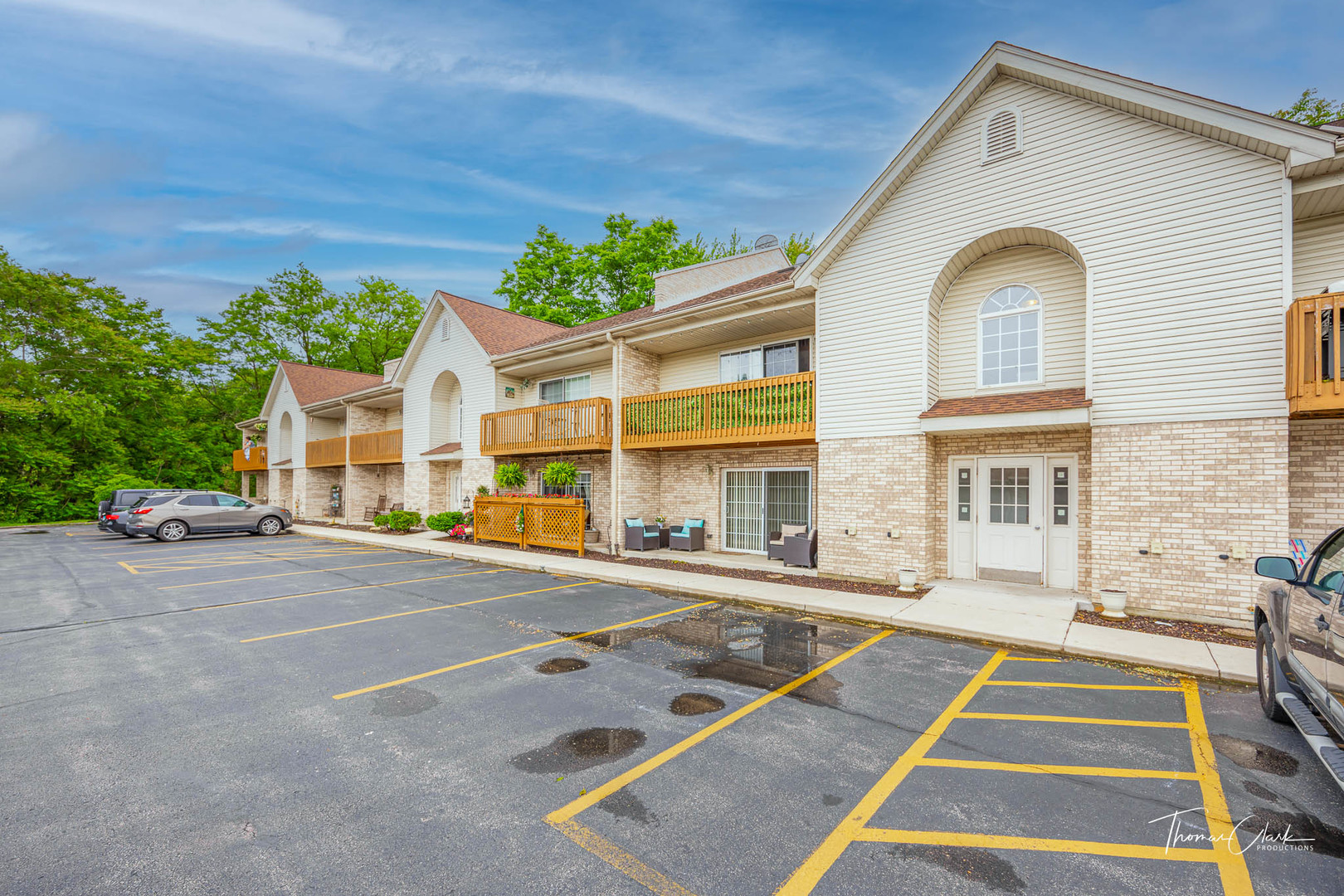 800 Madison Street Unit: 2E