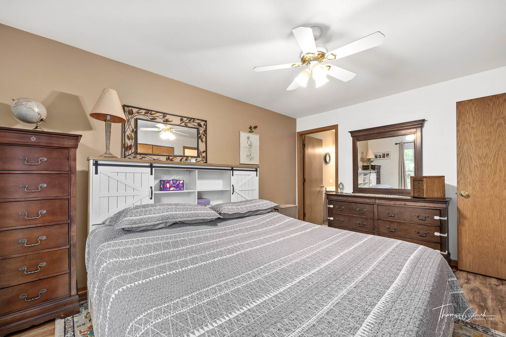 800 Madison Street Unit: 2E