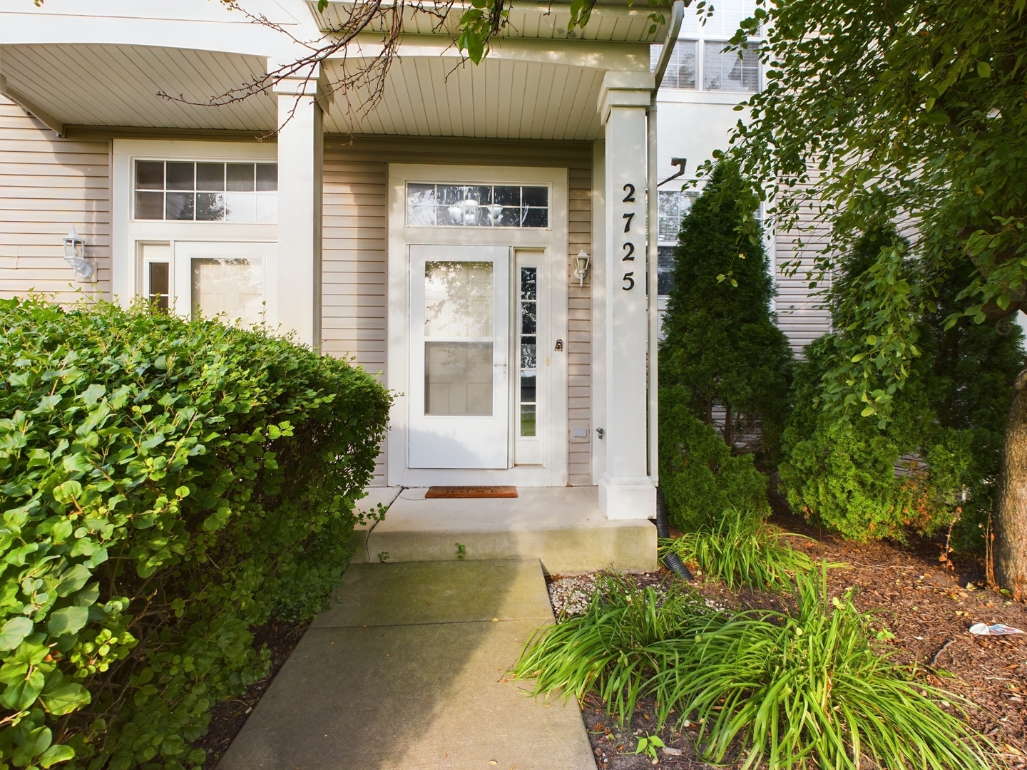 2725 Canyon Drive Unit: 86