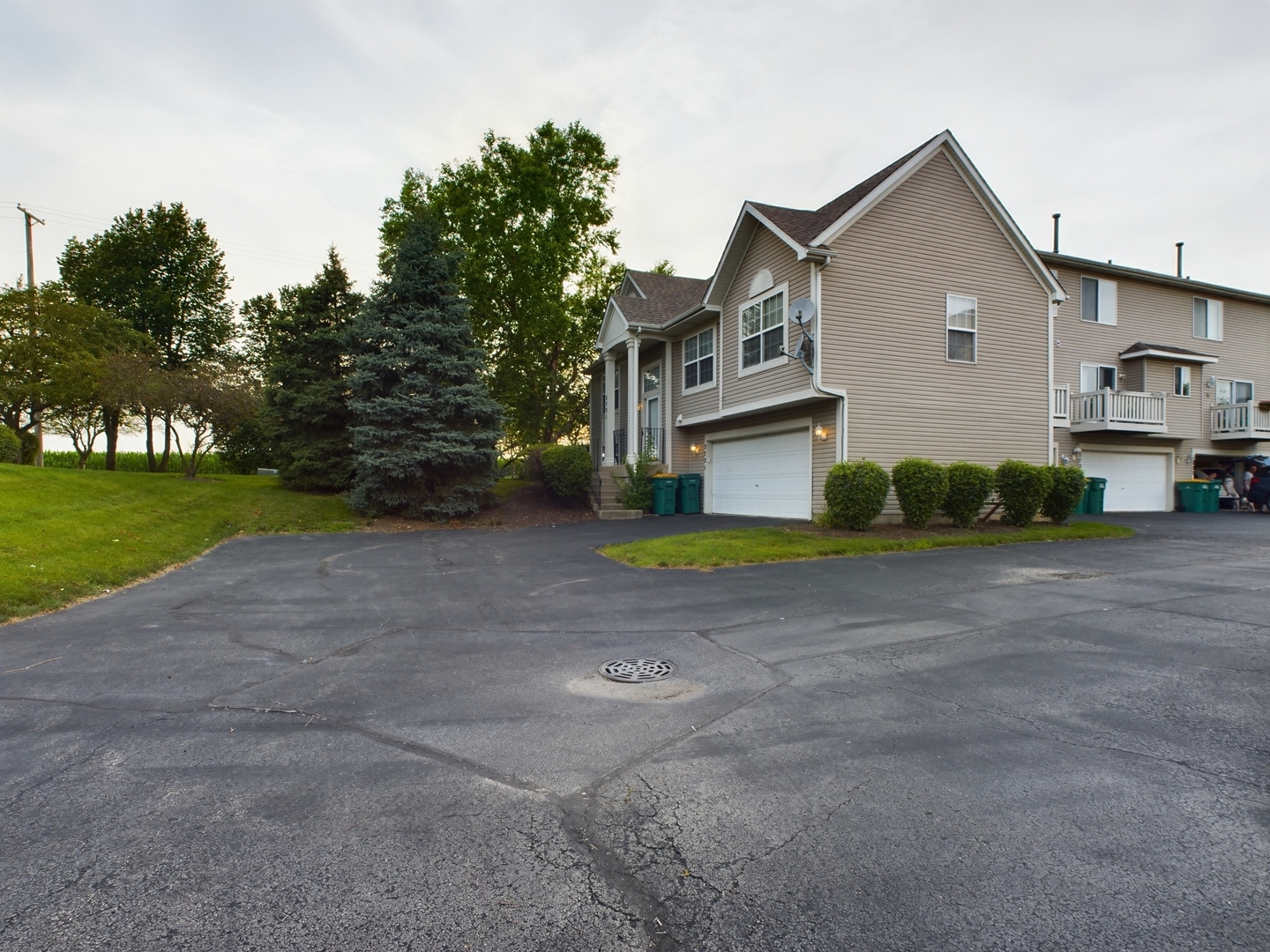 2725 Canyon Drive Unit: 86