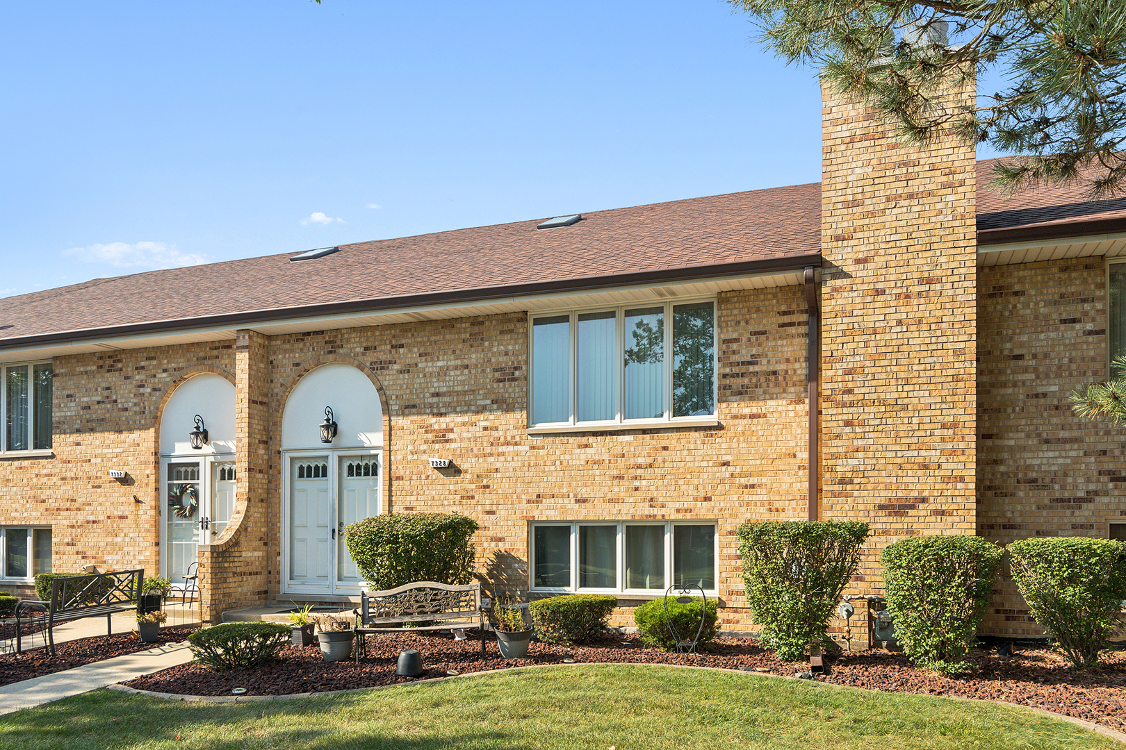7328 W 153rd Street Unit: 7328