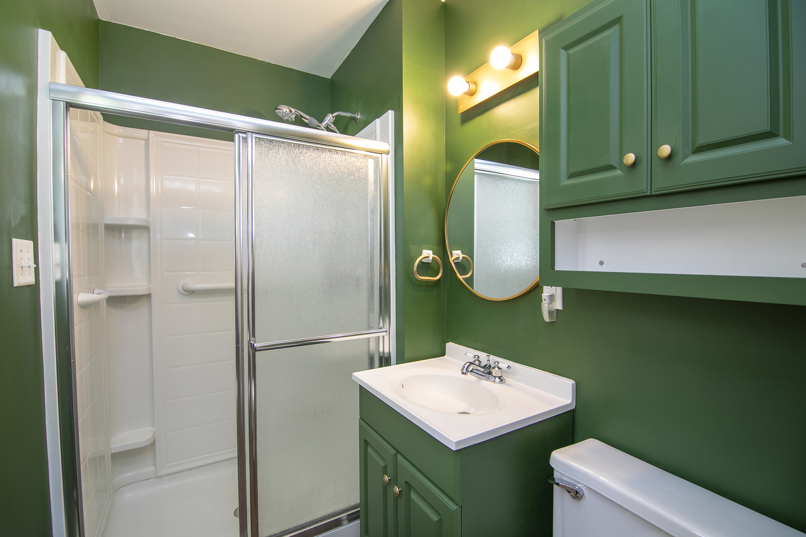 686 Robert Drive
