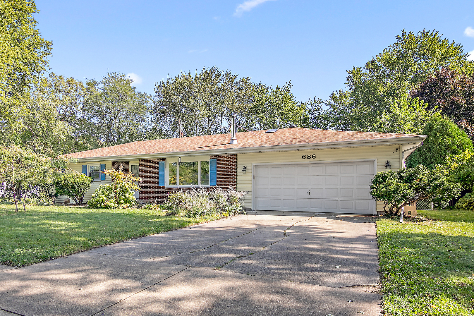 686 Robert Drive