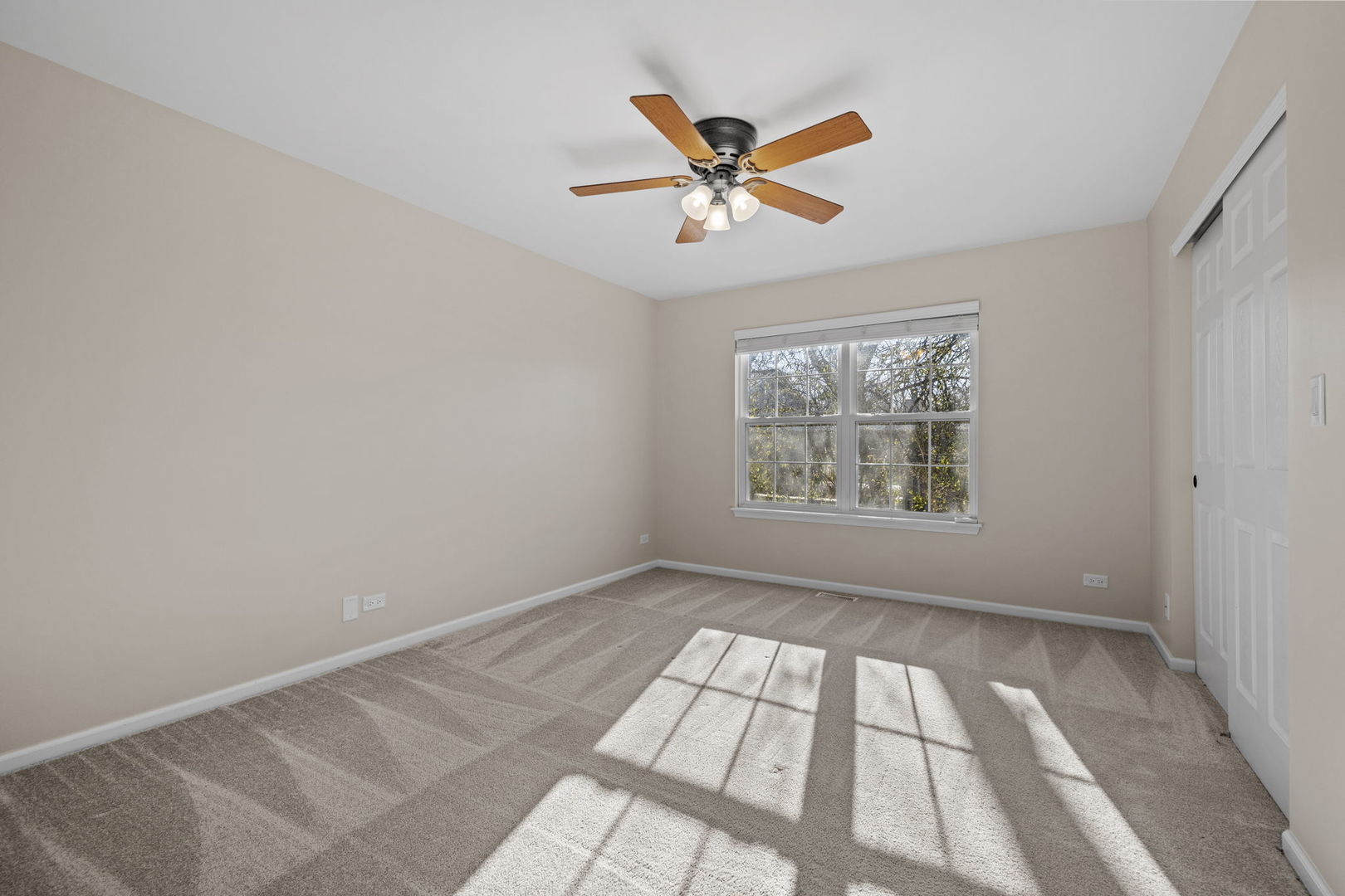 2540 Oneida Lane Unit: 2540