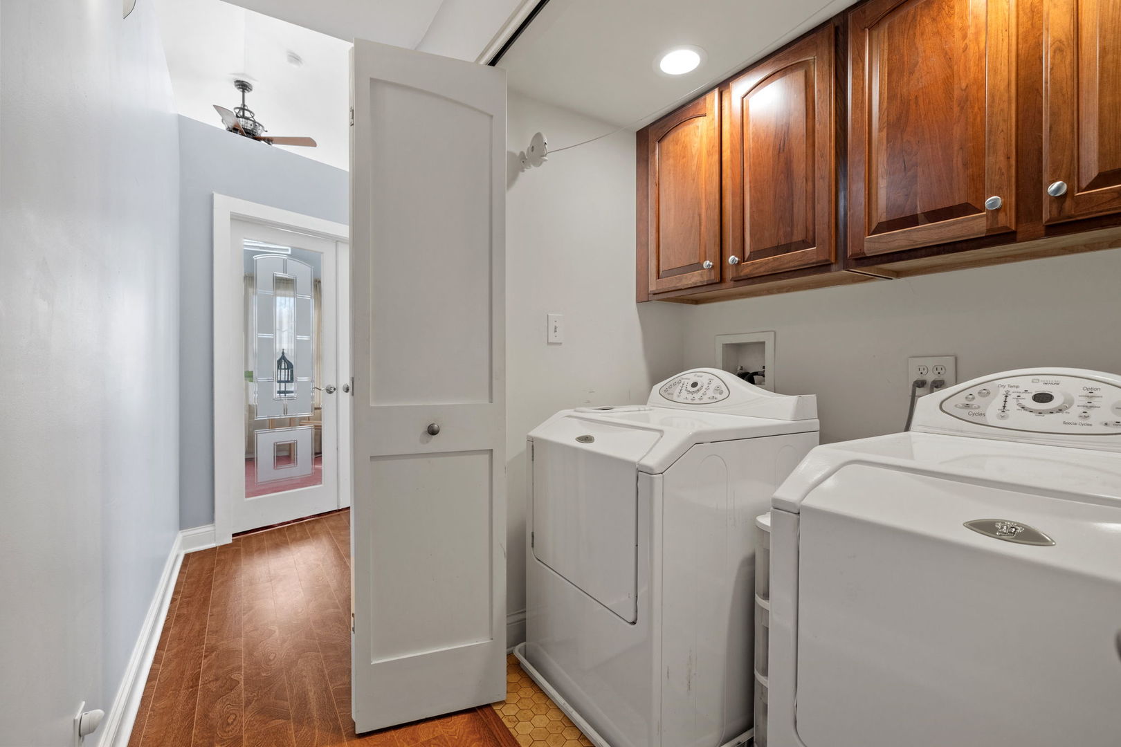 550 S Illinois Avenue