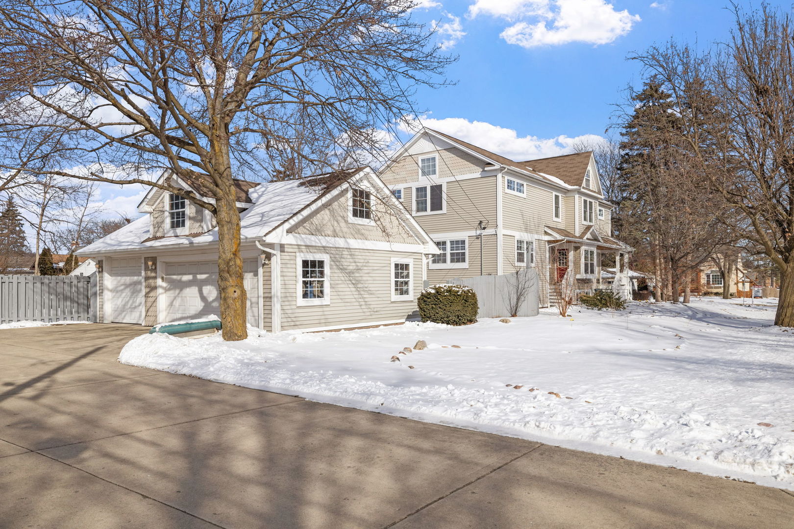 550 S Illinois Avenue