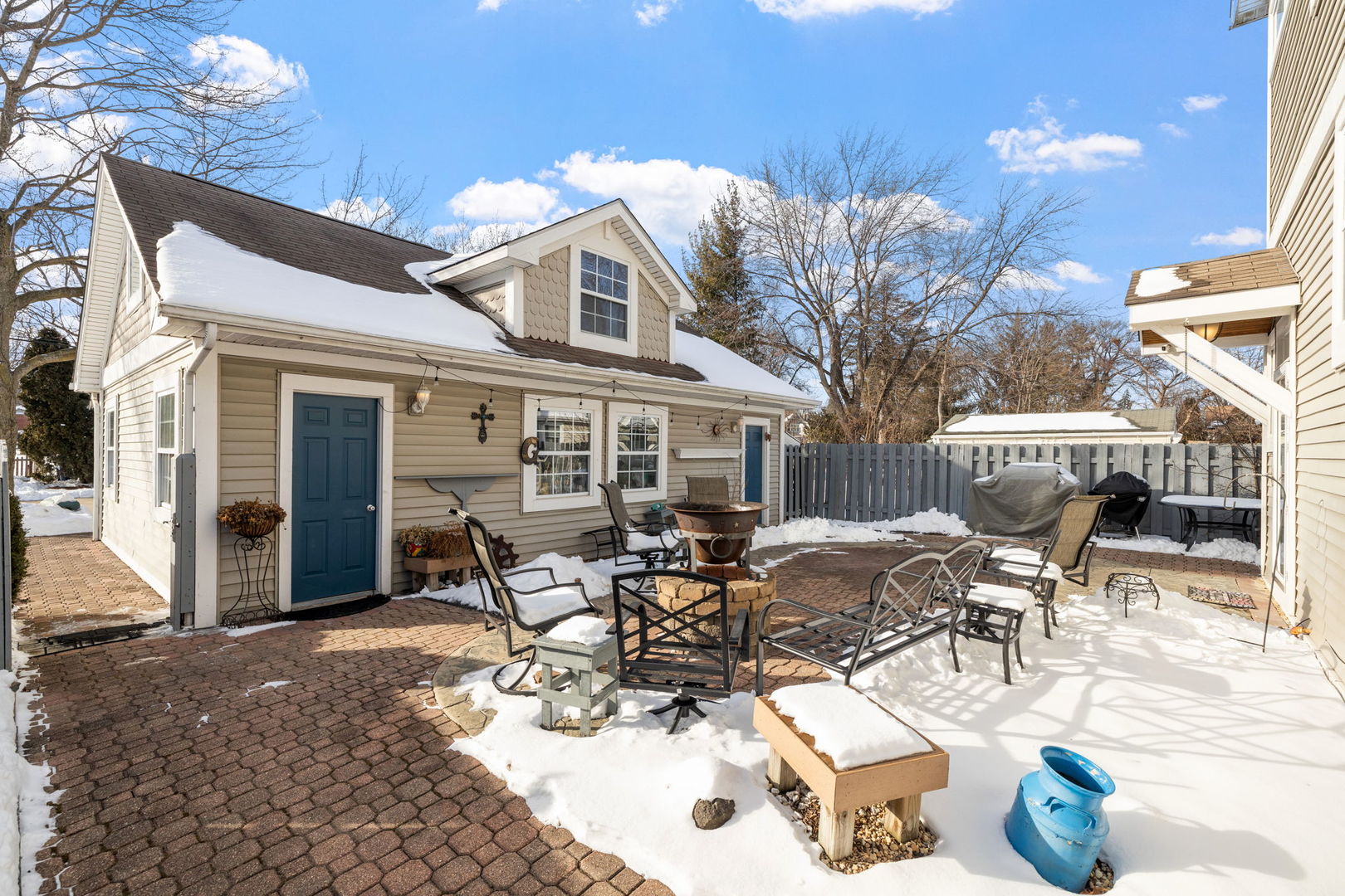 550 S Illinois Avenue