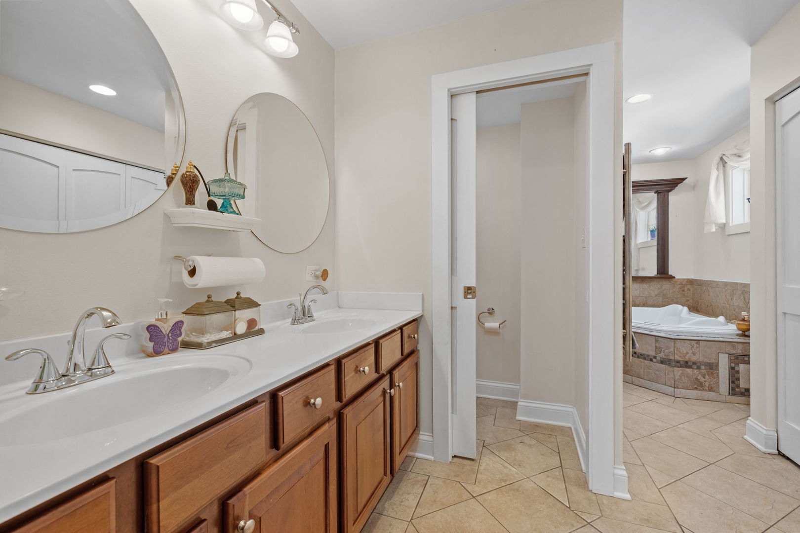 550 S Illinois Avenue