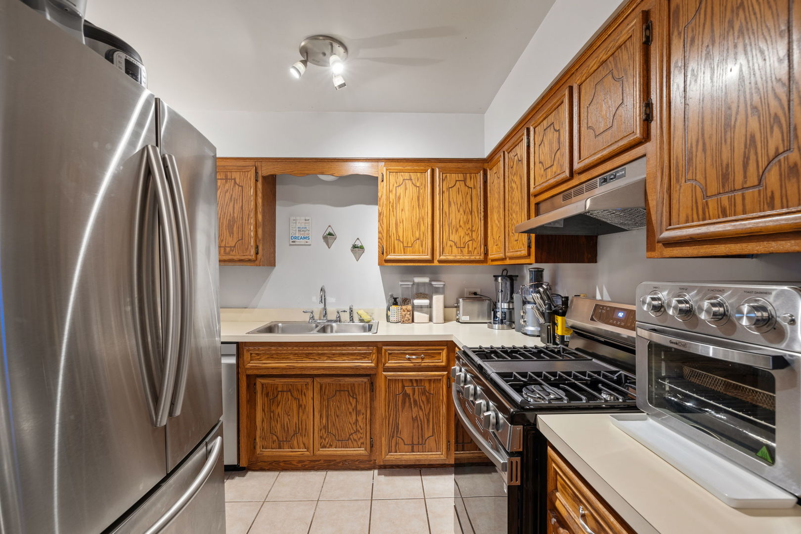 4929 W 109th Street Unit: 302