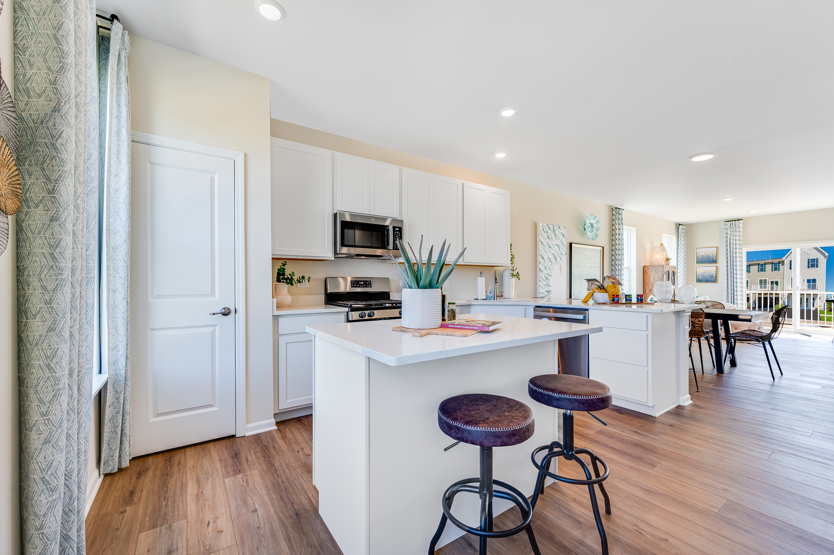 221 Settlers Place