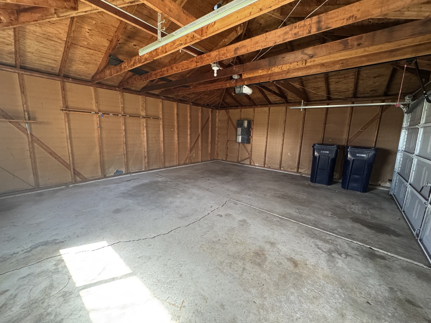 6021 Spring Lane