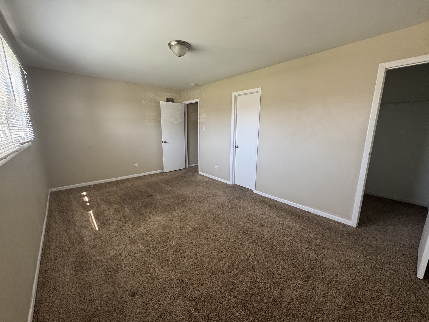 6021 Spring Lane