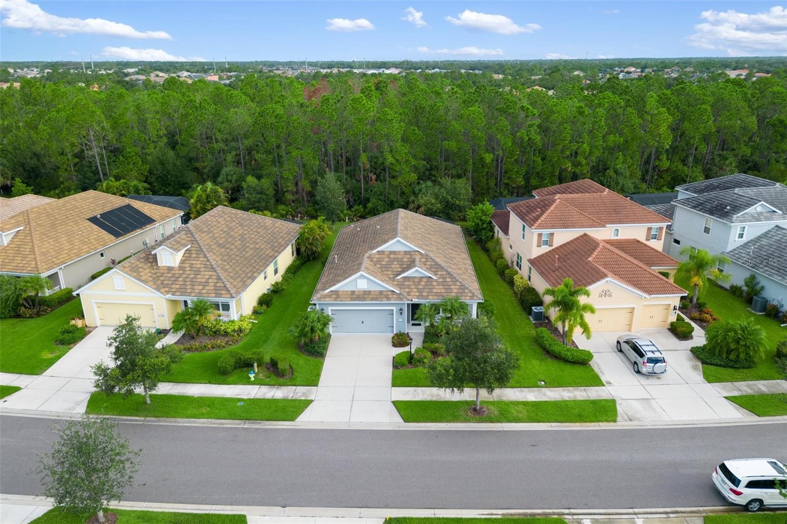 12252 STUART DR