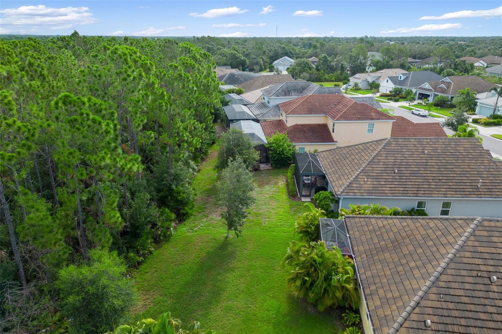 12252 STUART DR