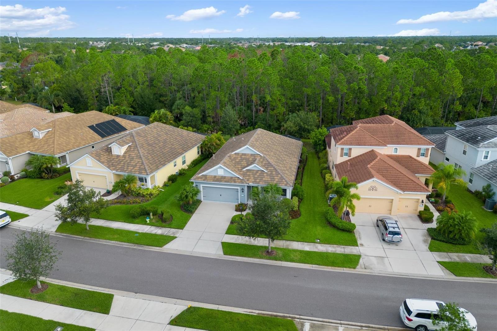 12252 STUART DR