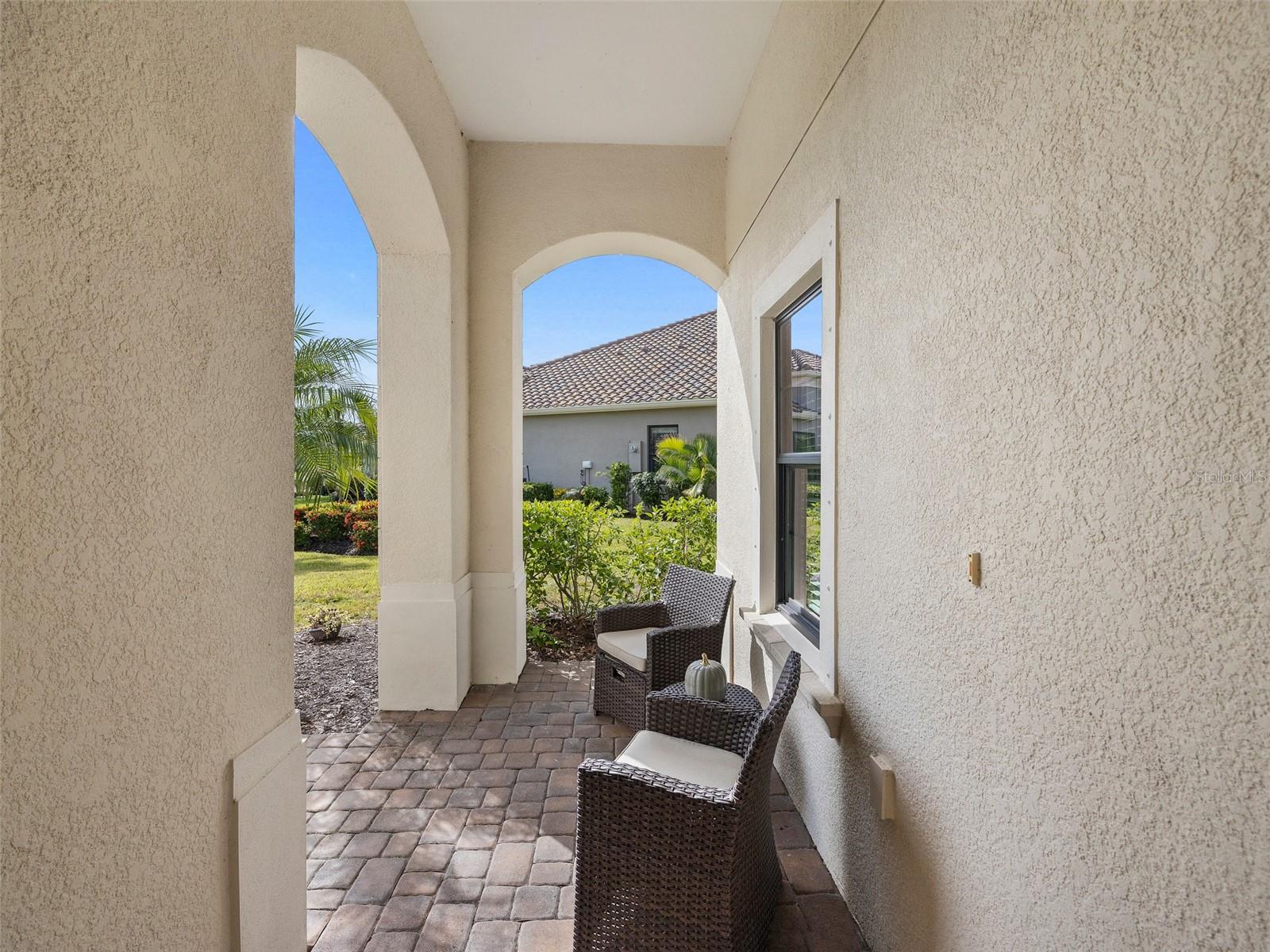 21653 AVON PARK CT