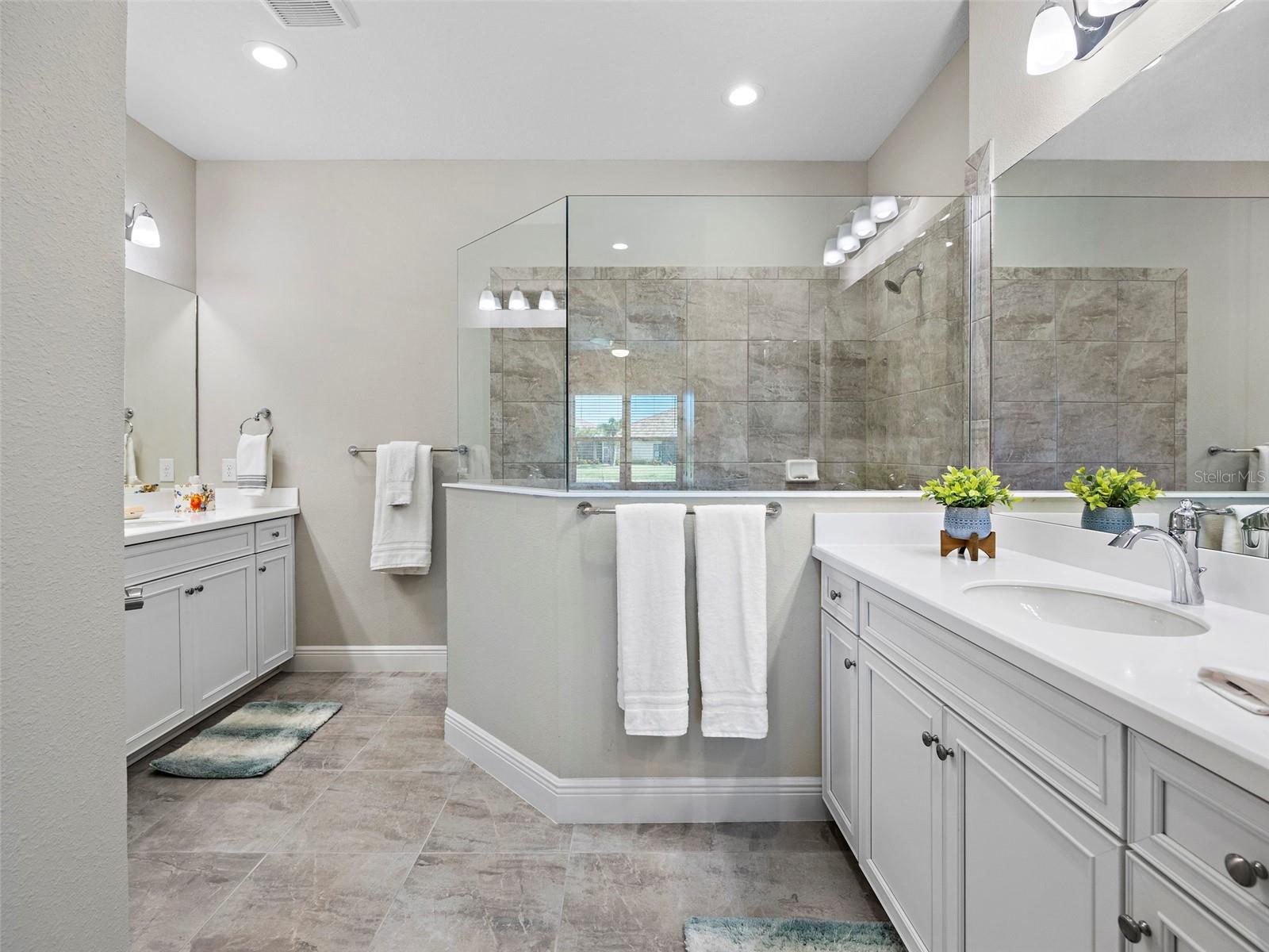 21653 AVON PARK CT