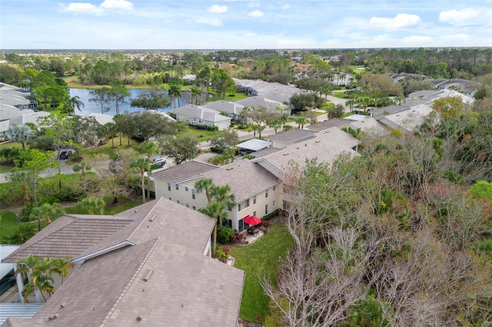 821 MONTROSE DR #104