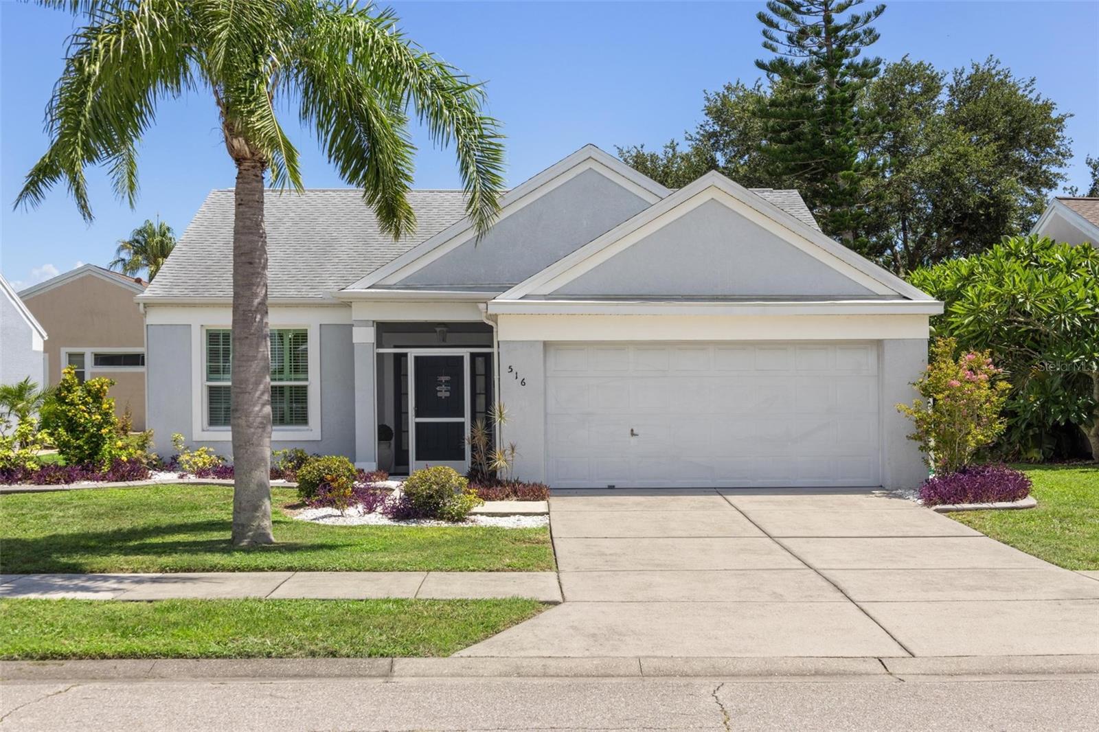 516 WEXFORD DR