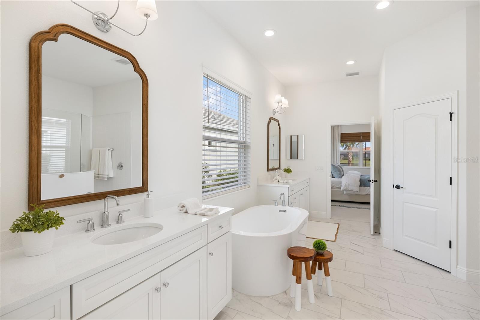 12333 DESTIN LOOP