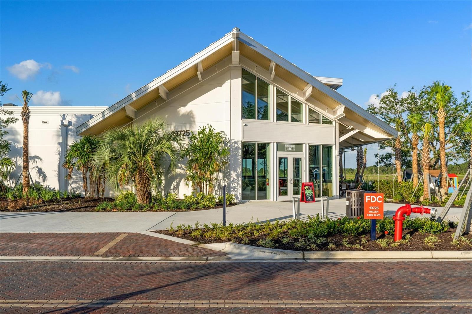 12333 DESTIN LOOP