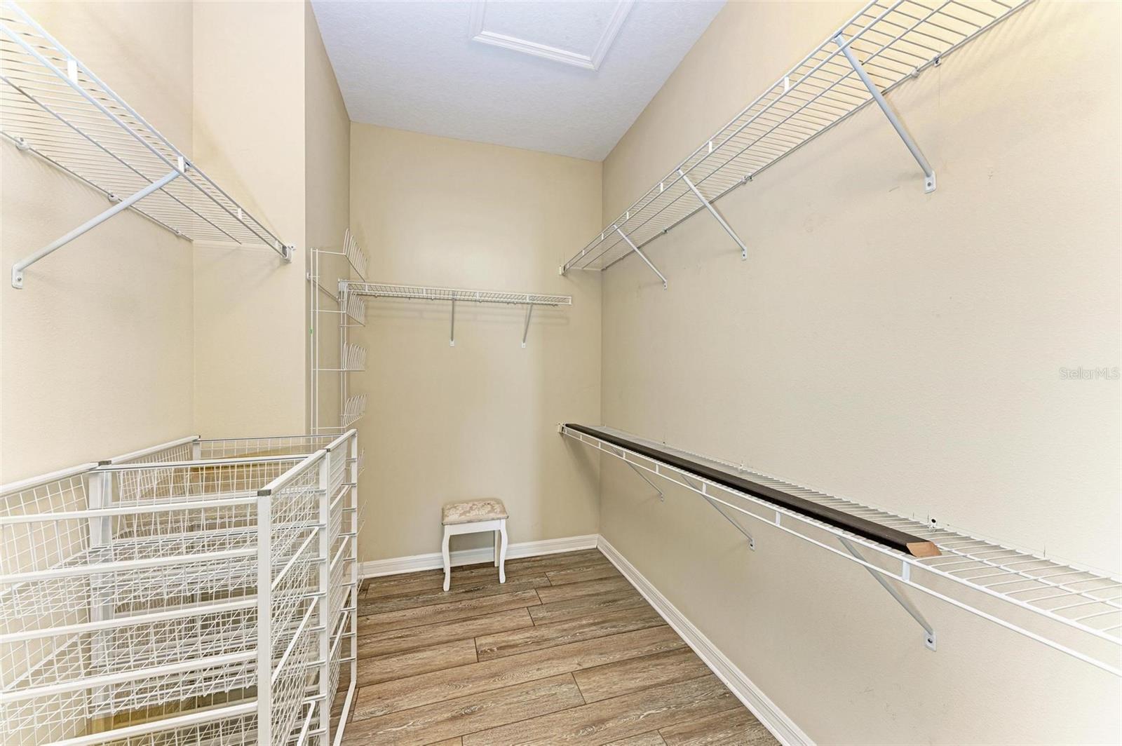 1387 STILL RIVER DR