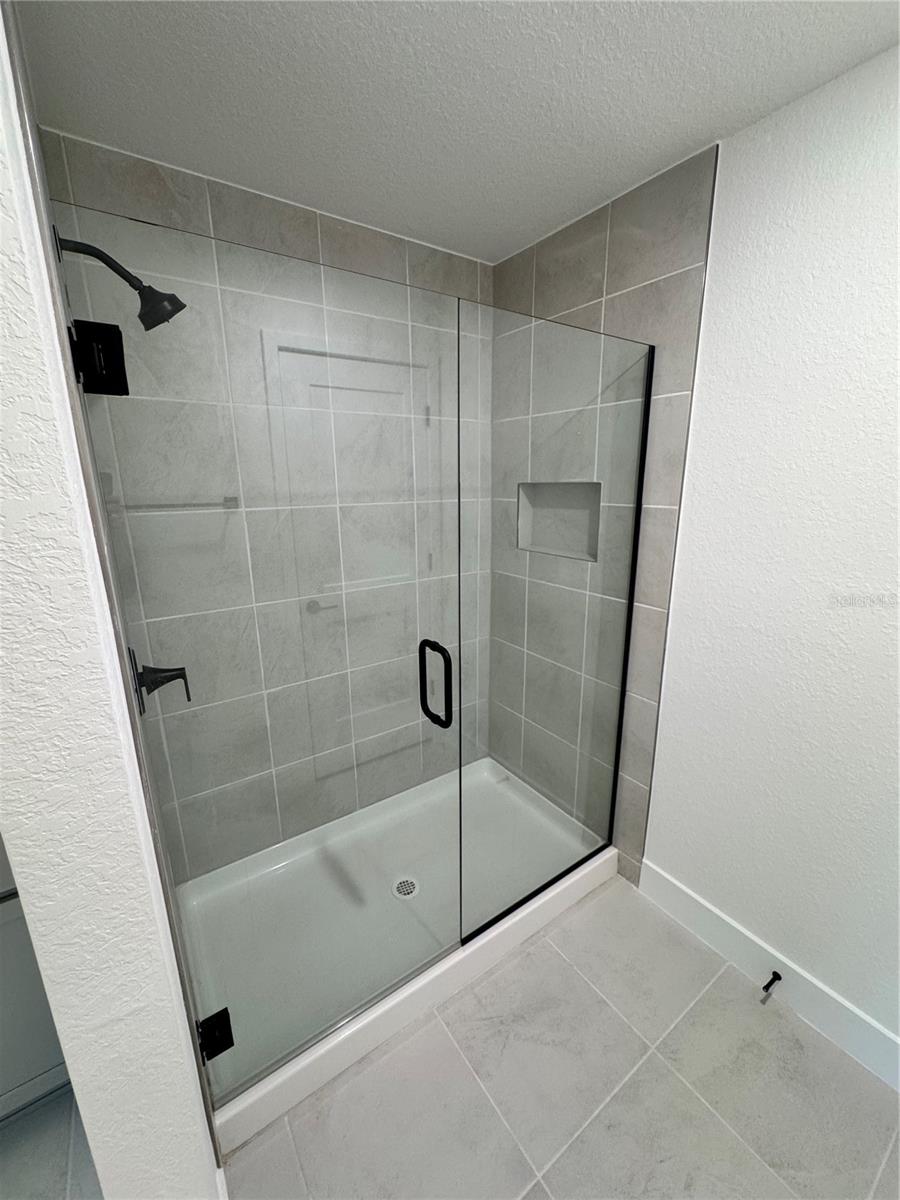 2688 AVERLAND LOOP