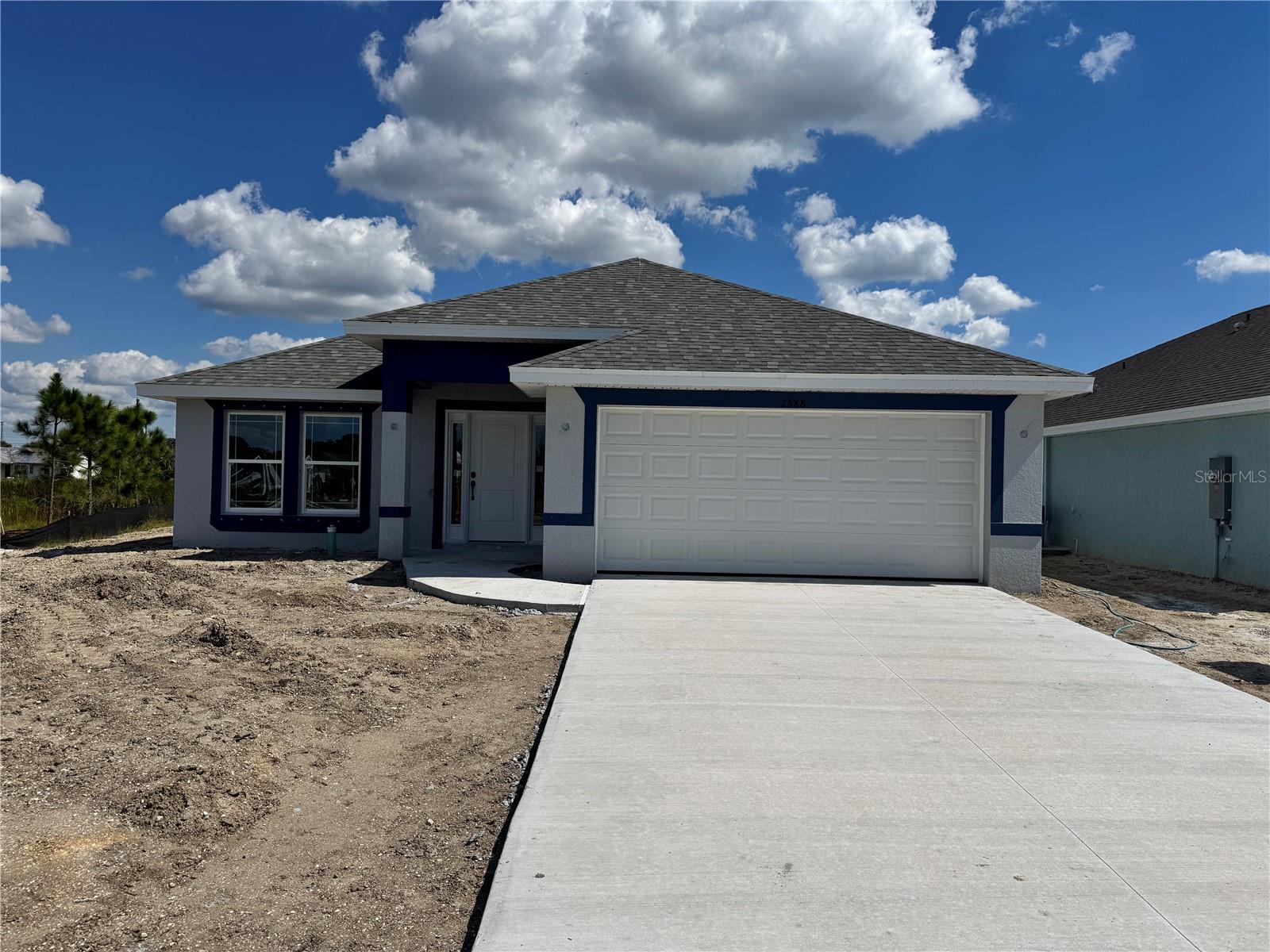2688 AVERLAND LOOP