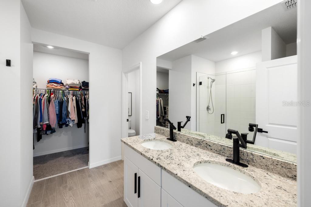 128 LAZY SHORE DR