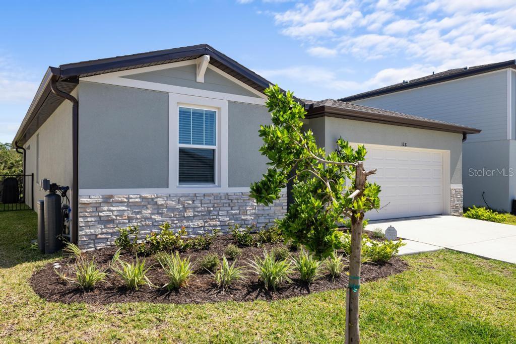 128 LAZY SHORE DR