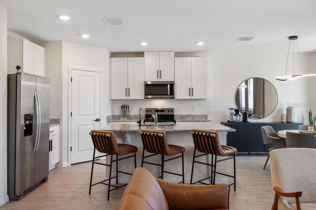 128 LAZY SHORE DR