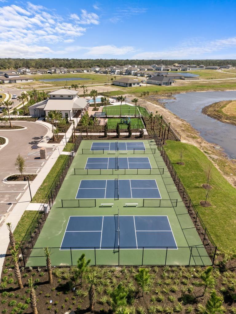 128 LAZY SHORE DR