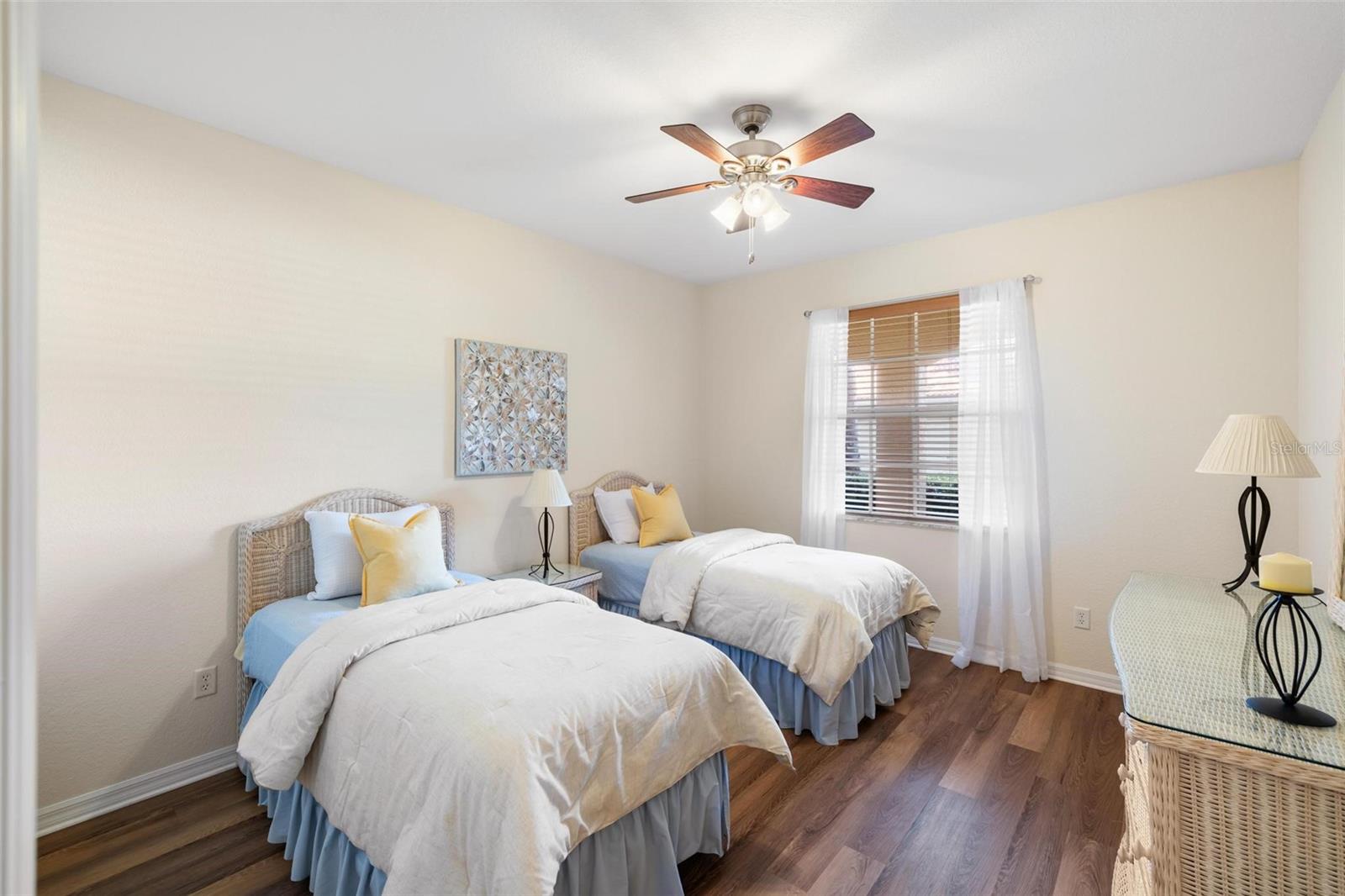 150 L PAVIA BLVD #13