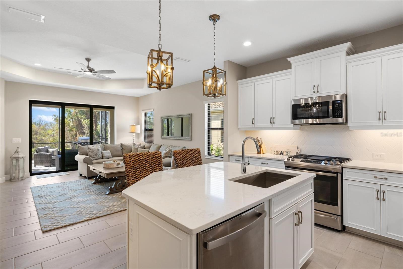 11615 OKALOOSA DR