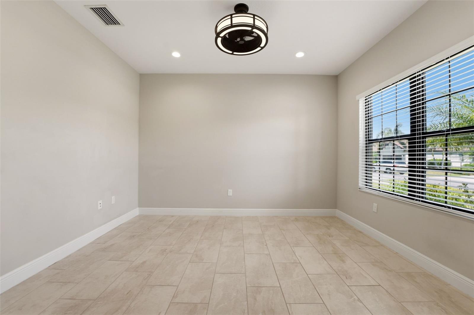 248 BENEDETTO CT