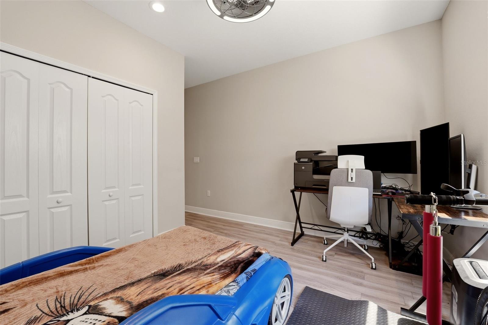 248 BENEDETTO CT