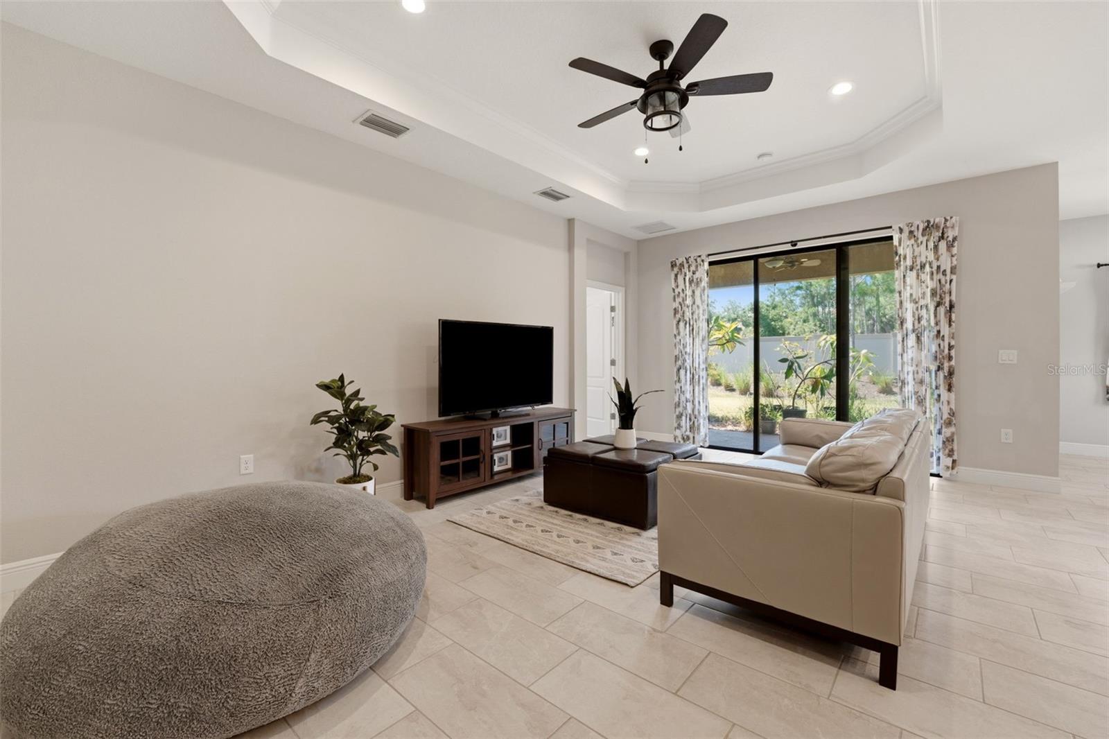 248 BENEDETTO CT