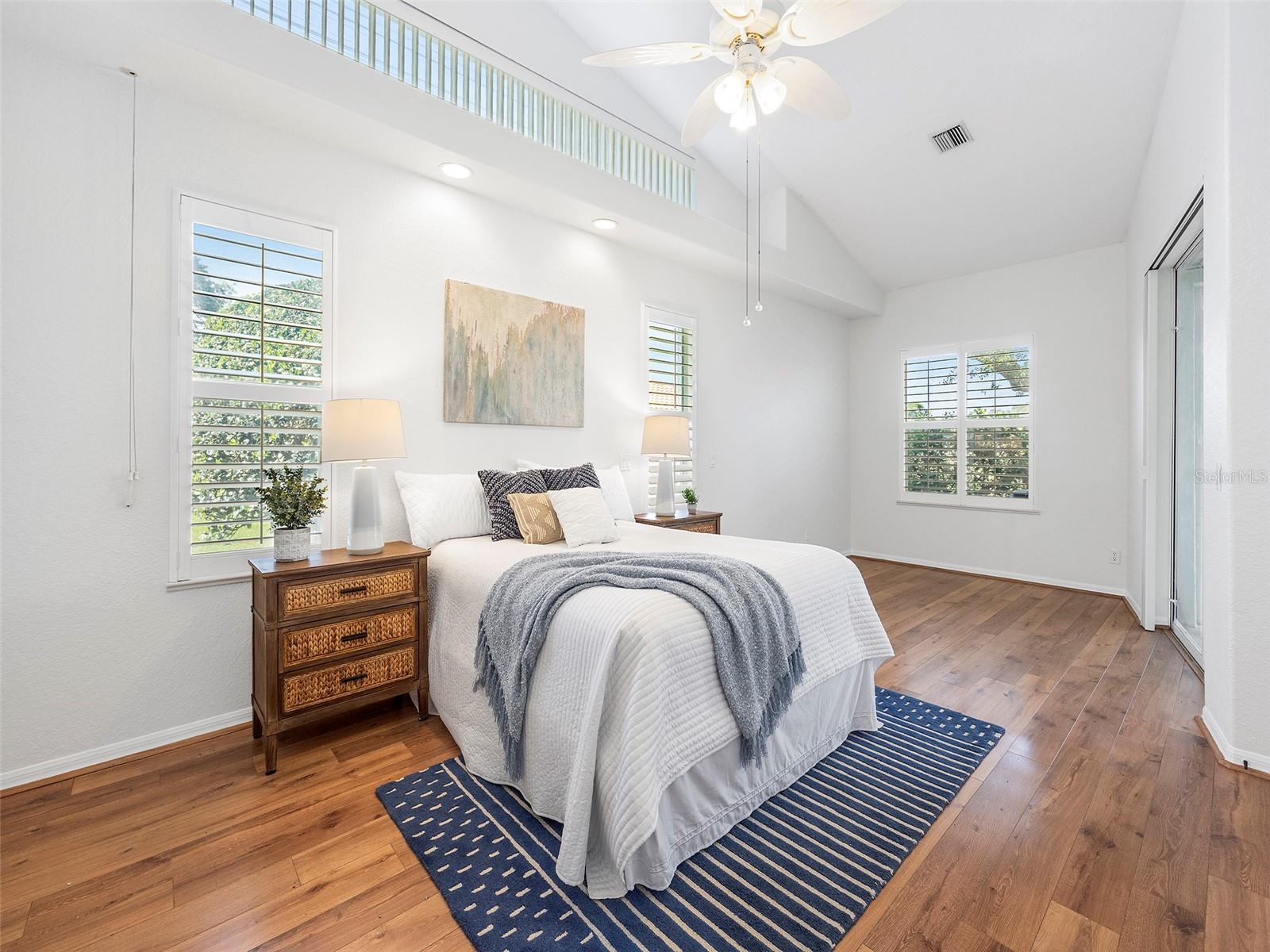 195 GRAND OAK CIR