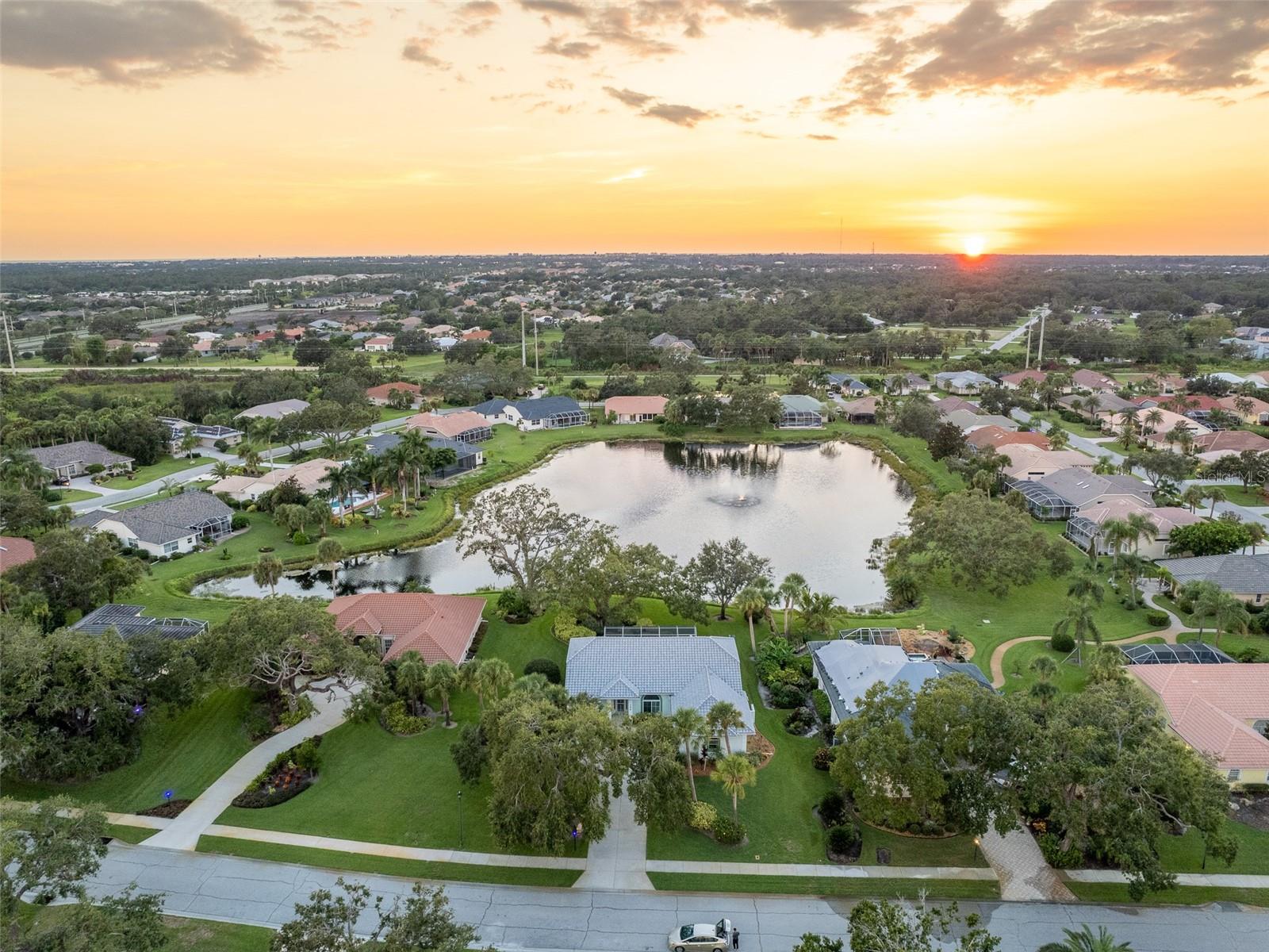 195 GRAND OAK CIR