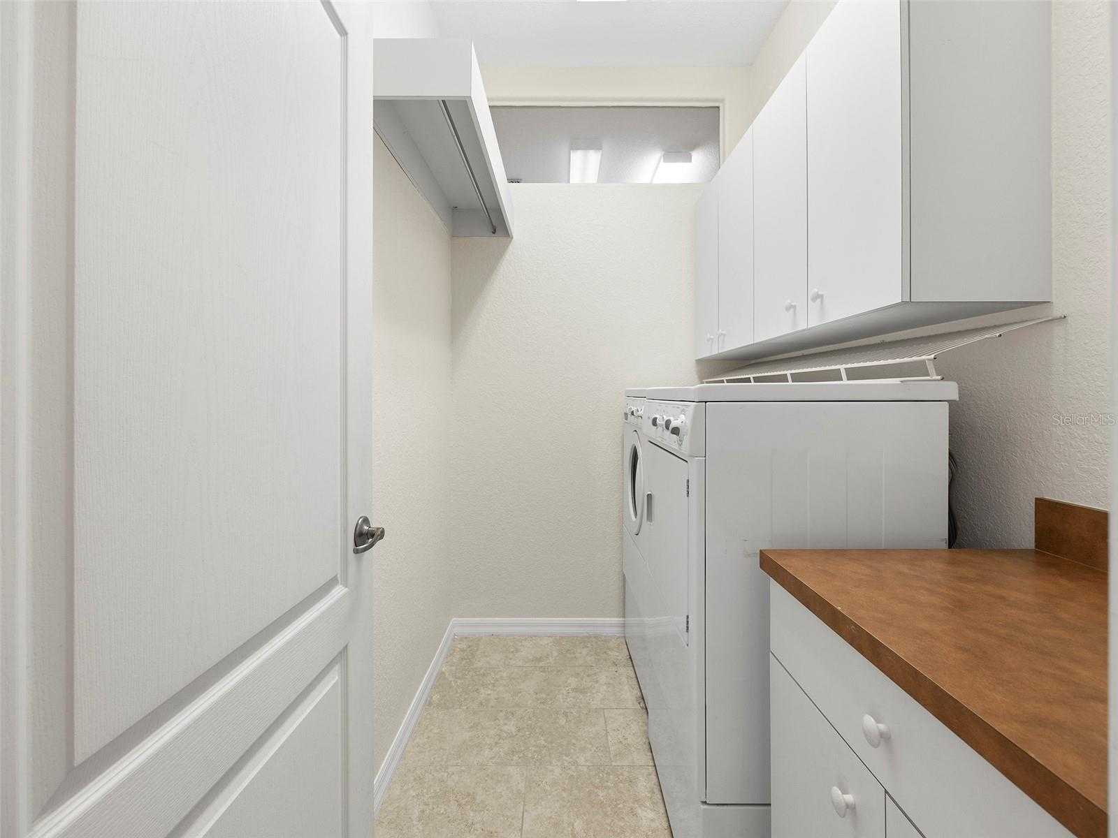195 GRAND OAK CIR