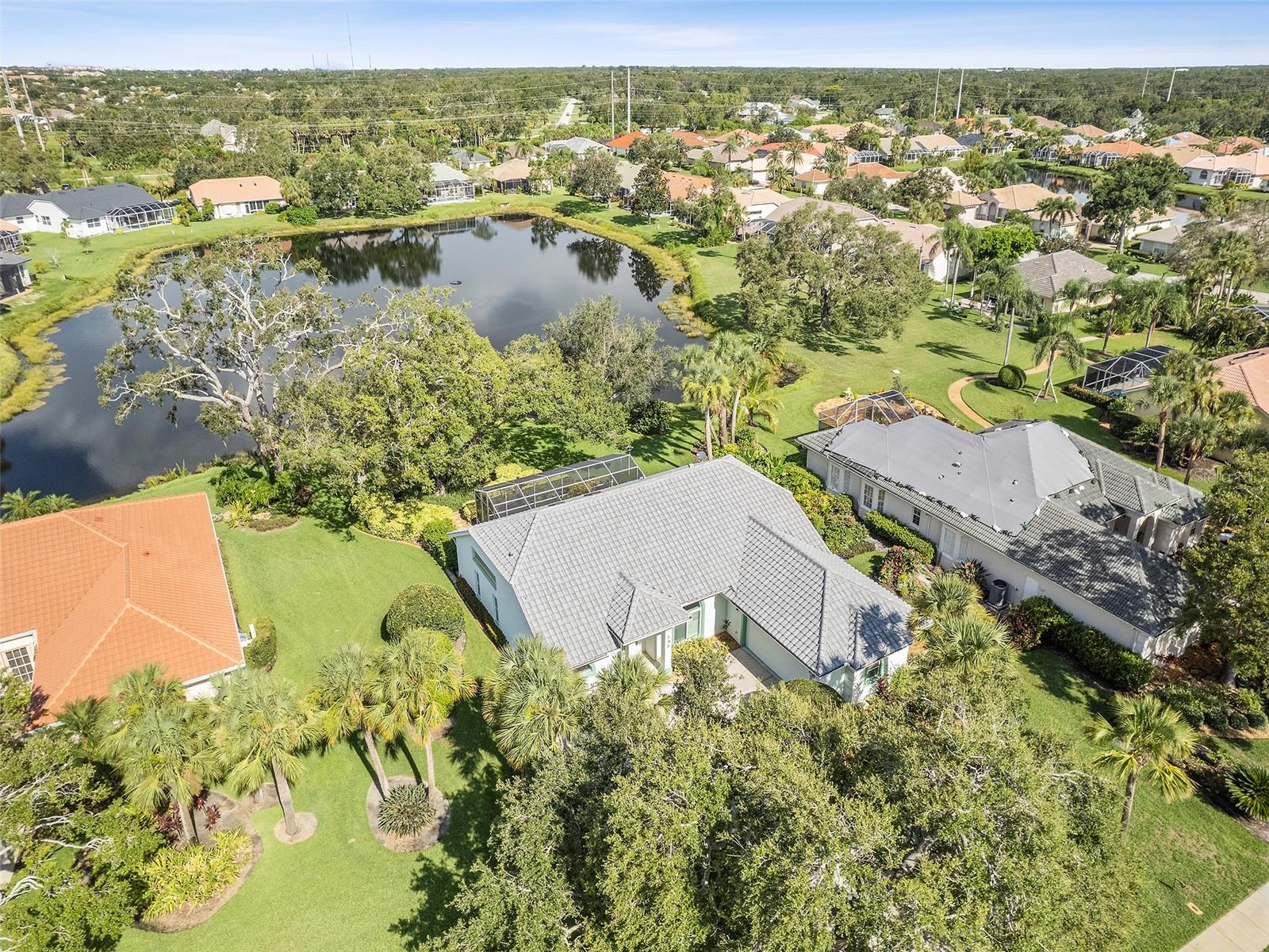 195 GRAND OAK CIR