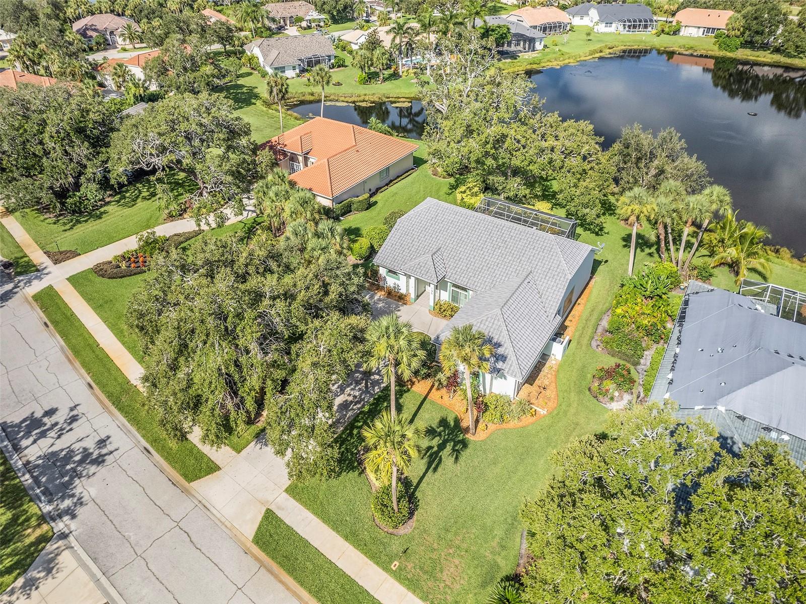 195 GRAND OAK CIR