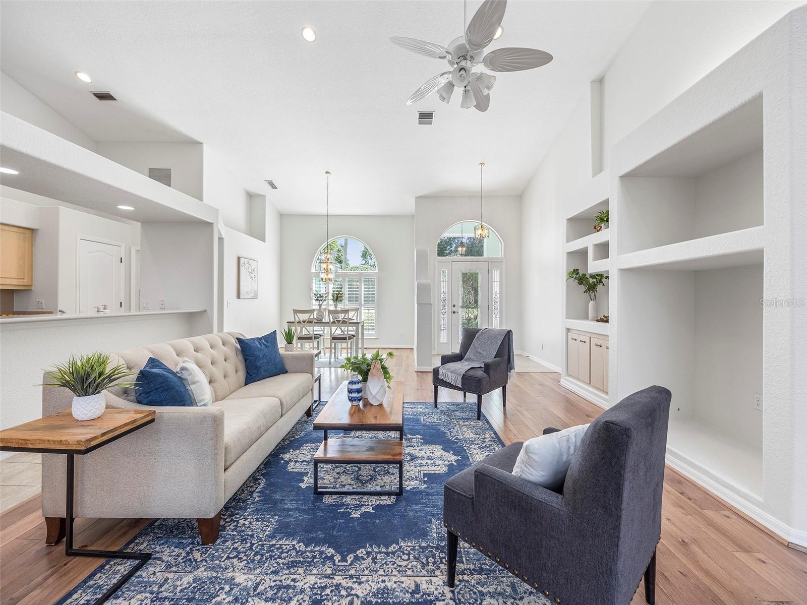 195 GRAND OAK CIR