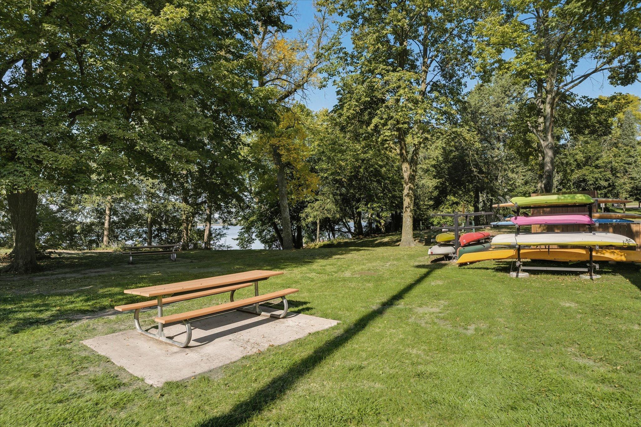 3083 Lake Shore Avenue
