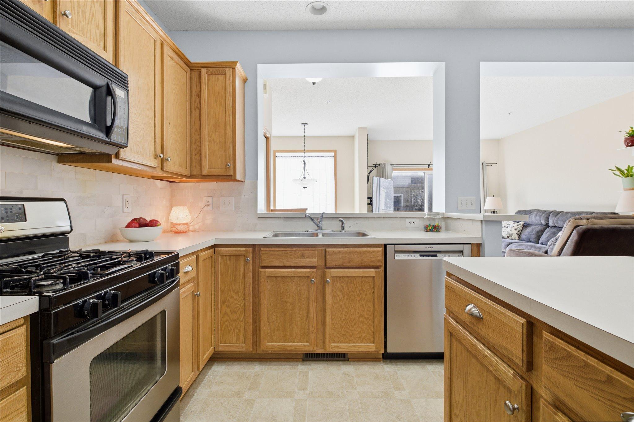 13808 54th Avenue N