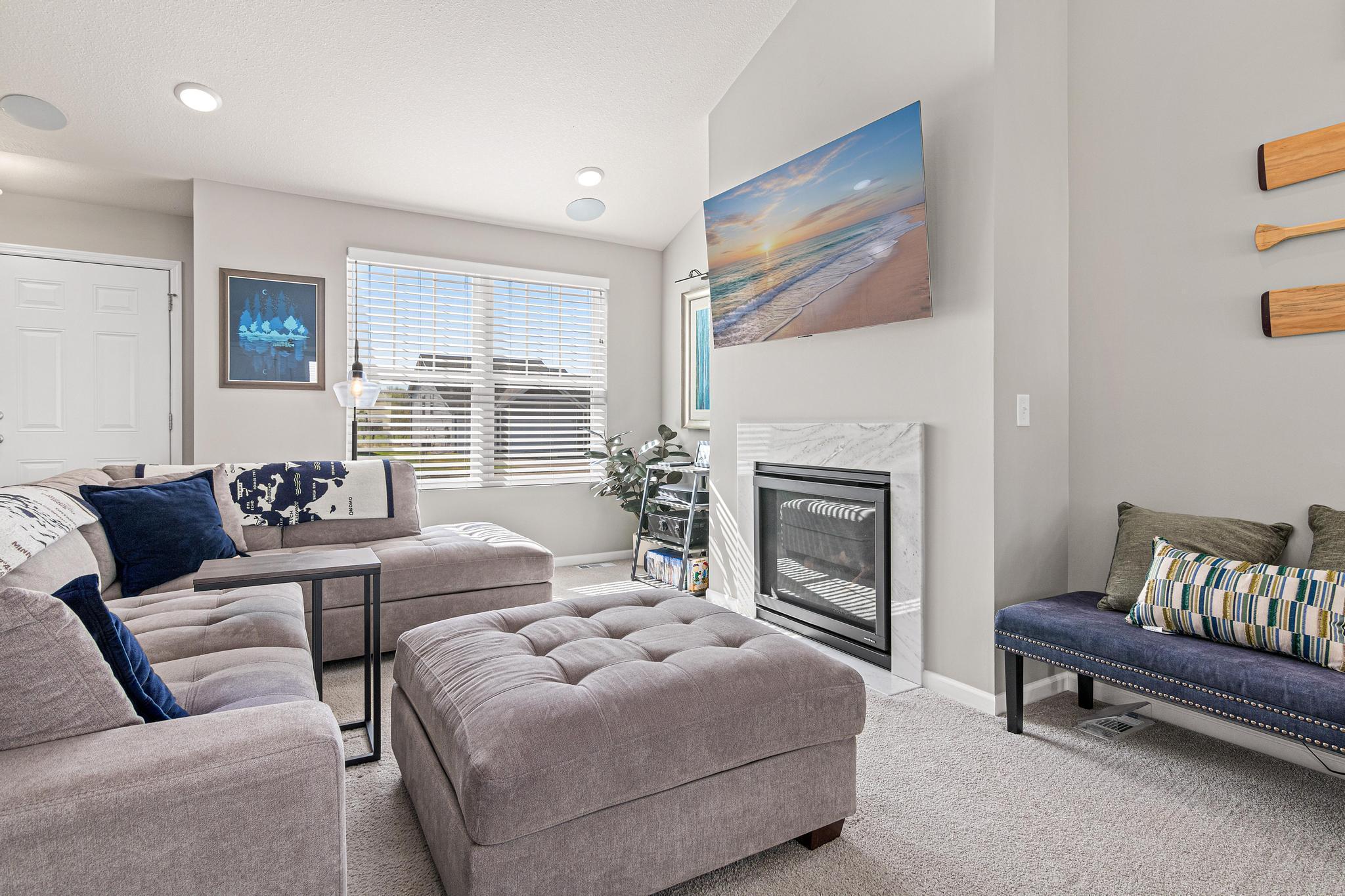 1137 Meadow Lane