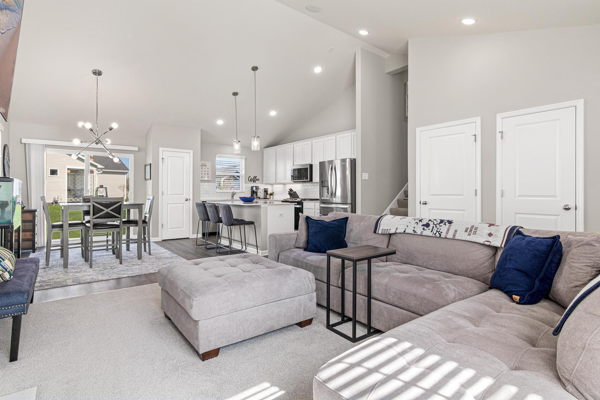1137 Meadow Lane