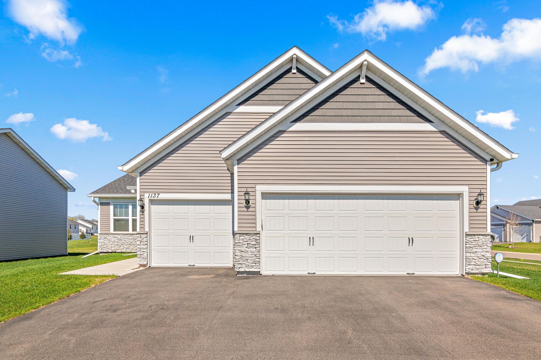 1137 Meadow Lane